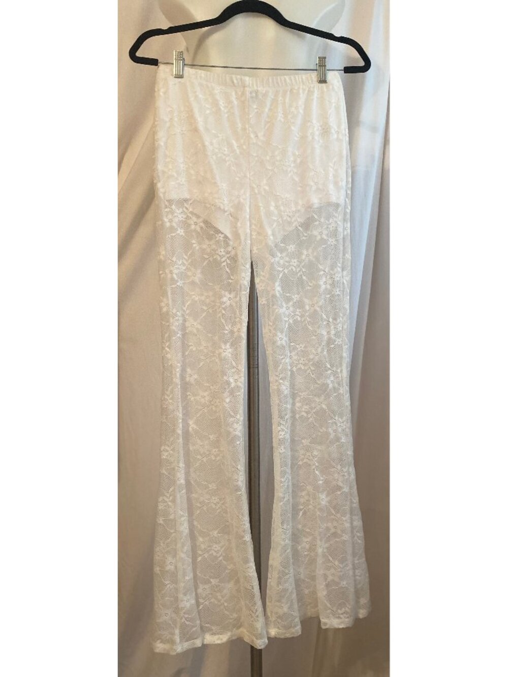 Wild Fable White Floral Lace Flare Pants Sheer Boho Y2K Size Small